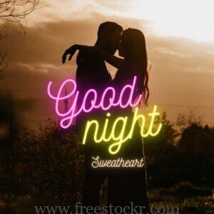 good night meme with cut romantic couple, romantic kiss wallpaper